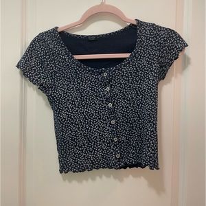 Brandy Melville baby tee with flower print